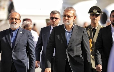 لاریجانی وارد عمان شد