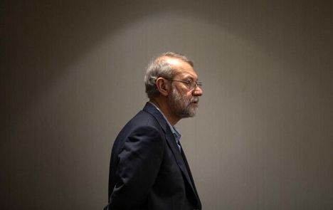 نیویورک‌تایمز: لاریجانی در کانون تصمیم‌های امنیتی قرار گرفته است