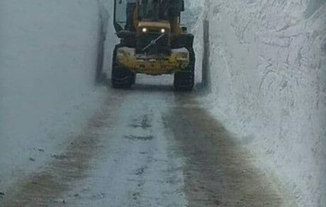 بارش ۶ متری برف در گردنه گله بادوش استان لرستان