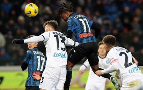 ناپولی با سرمربی جدید برد و به رده سوم صعود کرد