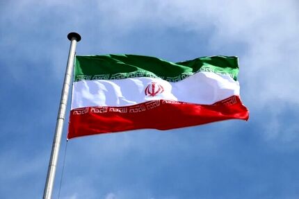 ایران، رزمایش دریایی در تنگه هرمز برگزار می‌کند