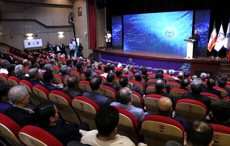رئیس جمهور: راه‌حل اساسی تغییر در کشور از مسیر خدمات دانشمندان و عالمانی است که دغدغه حل مشکلات ملی را دارند
