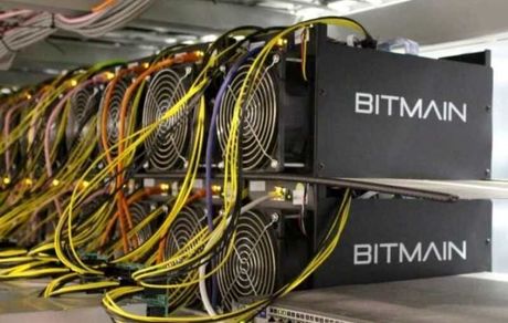 کشف ۷۷ دستگاه ماینر قاچاق در بندرعباس