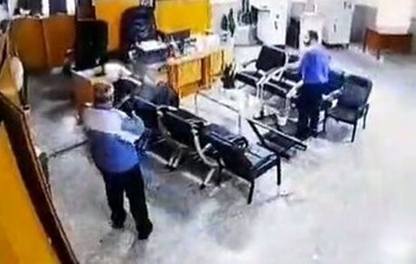 قاتل آیت‌الله سلیمانی کارمند انتظامی داخل بانک بوده است