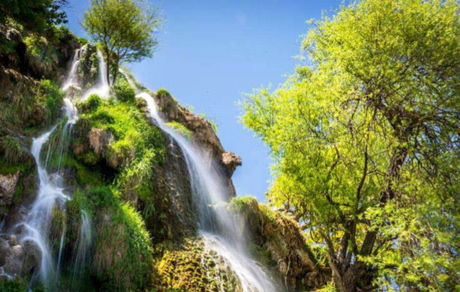 ثبت ملی آبشار نیاسر کاشان به عنوان یکی از پنج اثر طبیعی جدید استان اصفهان