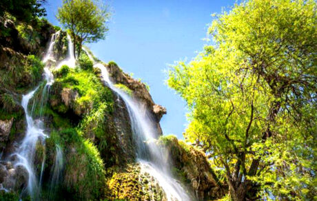 ثبت ملی آبشار نیاسر کاشان به عنوان یکی از پنج اثر طبیعی جدید استان اصفهان