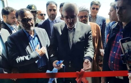 افتتاح پست ۶۳.۲۰ کیلوولت تاریخانه دامغان در سفر رییس جمهور