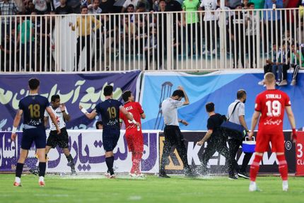 بدلیل اتفاقات بازی با تراکتور، هواداران چادرملو اردکان محروم شدند
