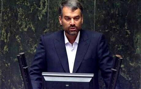 نماینده مجلس به حامیان سوپرانقلابی رئیسی طعنه زد