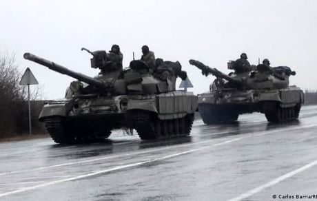 تانک‌های روسی در نزدیکی پایتخت اوکراین