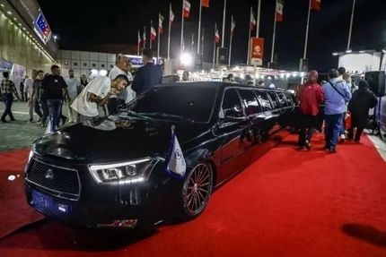 ایرانخودرو، دنا لیموزین را به نمایش گذاشت