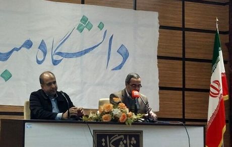 ایزدخواه: جنبش دانشجویی همواره از جریان‌های بیرون دانشگاه ضربه خورده است