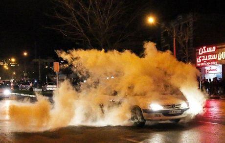 حریق ۲۰۶ در پی انفجار مواد محترقه چهارشنبه سوری ۲ مصدوم برجای گذاشت