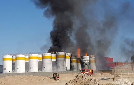 ادامه آتش سوزی مینی پالایشگاه هیدروکربن بیرجند