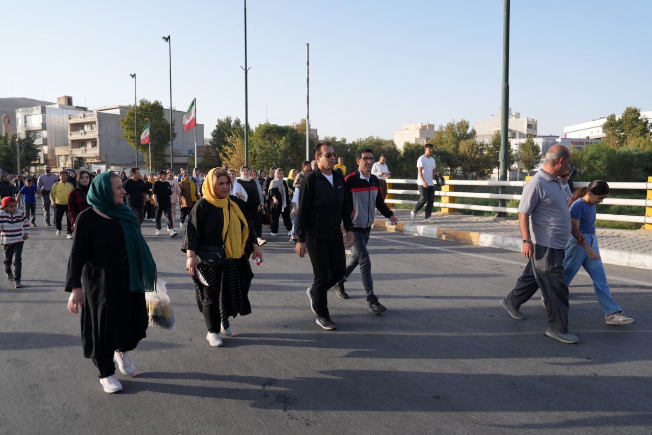 همایش بزرگ پیاده روی خانوادگی شهرستان مهاباد