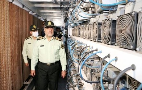 طرح ویژه پلیس برای مقابله با استخراج رمز ارز/ شناسایی ۷۰ مزرعه بیت‌کوین در تهران