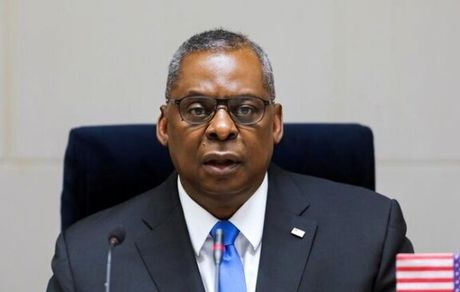 وزیر دفاع آمریکا: از حرکت کشتی‌های نظامی ایران به سمت قاره آمریکا نگرانیم