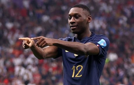 اولین خرید منچستریونایتد با سرمربی جدید مشخص شد