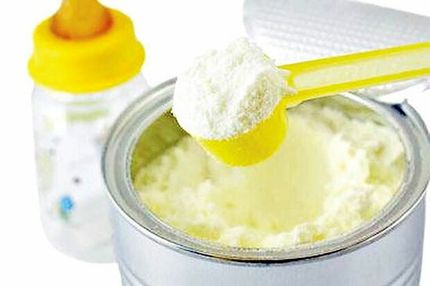 تولید شبانه‌روزی شیرخشک در حال انجام است