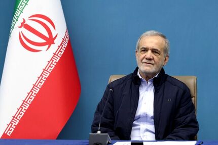 دعوت رئیس جمهور برای حضور در راهپیمایی ۲۲ بهمن برای وحدت ملی