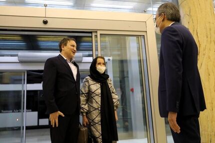 پزشک ایرانی زندانی در آمریکا به کشور بازگشت