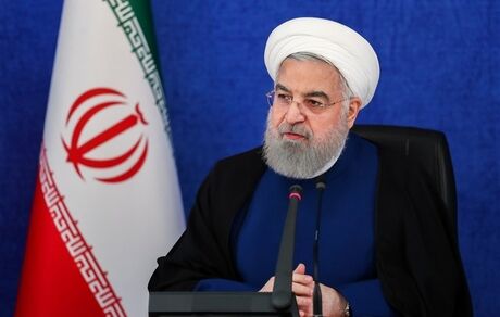 روحانی: دولتی که در آمریکا خواب سقوط ایران را می‌دید، ساقط شد