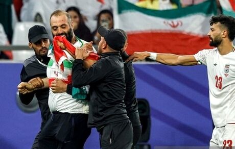 فوتبال ایران بخاطر جیمی‌جامپ در جام ملت‌های آسیا جریمه شد