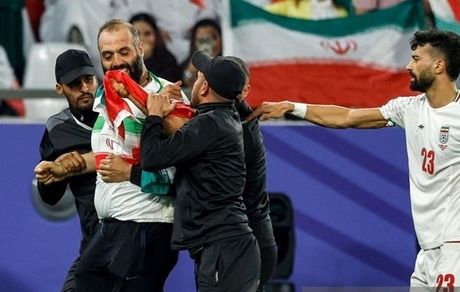 فوتبال ایران بخاطر جیمی‌جامپ در جام ملت‌های آسیا جریمه شد