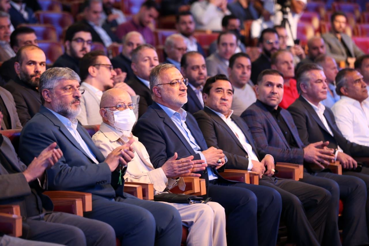 ناراحتی، عصبانیت و قهر مسئولین فیفا حاصل کار رونمایی چندساعته کاپ جام جهانی ۲۰۲۲