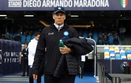 سرمربی ناپولی برکنار شد