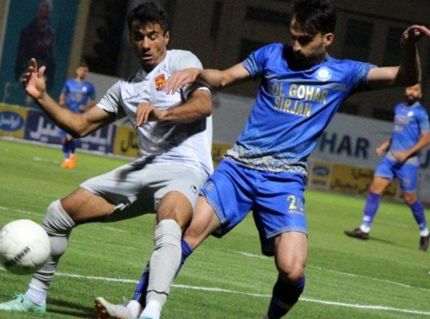 گلگهر بازی باخته را مساوی کرد / ذوبآهن در خانه باخت