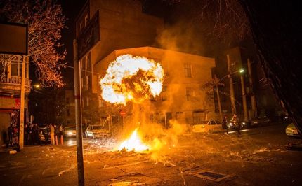 ۵ انفجار و آتش سوزی در شب چهارشنبه سوری تهران