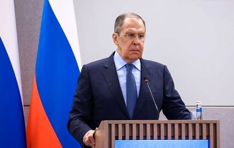 لاوروف: غرب نمی‌گذارد اوکراین وارد روند صلح شود/ آماده مذاکره درباره بحران غلات هستیم