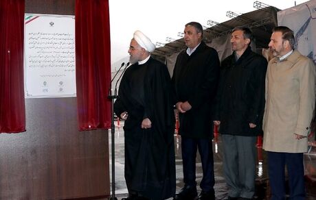 
روحانی: منطقه یک آزادراه تهران-شمال، نمایشی از قدرت مهندسی مهندسان ایرانی است
