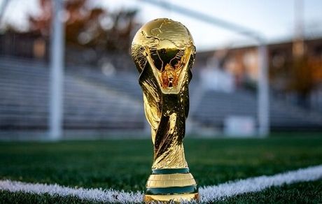 اختلاف بلند و کوتاه‌ترین بازیکن جام جهانی، ۳۹ سانتی‌متر است