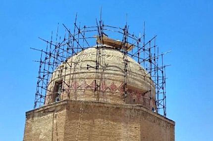 آغاز  مرمت گنبد و گنبدخانه مسجد جامع تاریخی گلپایگان پس از ۳۰ سال
