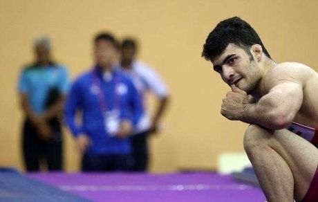 یک کشتی‌گیر ایرانی به تابعیت صربستان درآمد