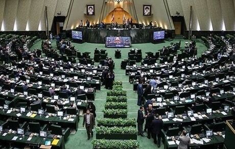 ظریف و حجتی هفته آینده در مجلس حضور می‌یابند