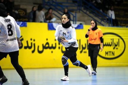 استقلال متوقف شد / سپاهان همچنان صدرنشین لیگ برتر هندبال بانوان ماند