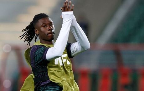 پیشنهاد سنگین منچستریونایتد برای جذب هافبک جوان رئال مادرید