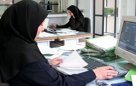 بیشتر حقوق بگیران در کدام بخش شاغلند؟