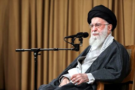 تشییع پیکر رهبر شهید در سه شهر تهران، قم و مشه