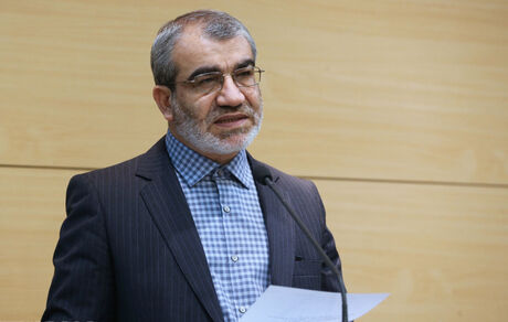 کدخدایی: آمریکا متهمان ترور شهید سلیمانی را به ایران مسترد کند