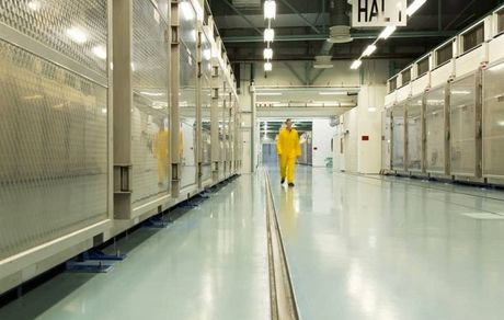 گزارش جدید سازمان انرژی هسته‌ای از آمادگی فردو برای آغاز گازدهی به سانتریفیوژها