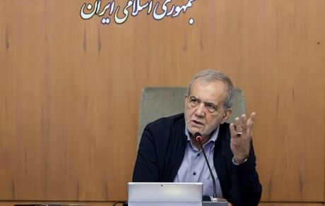 رئیس جمهور: باید طوری گام برداریم که تابستان آینده مشکل برق نداشته باشیم