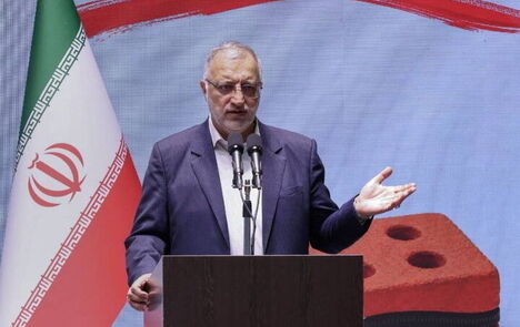 اعلام آمادگی شهرداری تهران برای احداث سالن ۱۲ هزار نفری ورزشگاه آزادی
