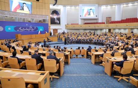 نظارت مجلس ارزشمند است،‌ اما نباید شجاعت را از مدیران سلب کند
