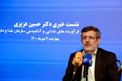 مرغ‌های «تریاکی» شایعه بود / رسوب ۵۰۰ تن شیرخشک در گمرک
