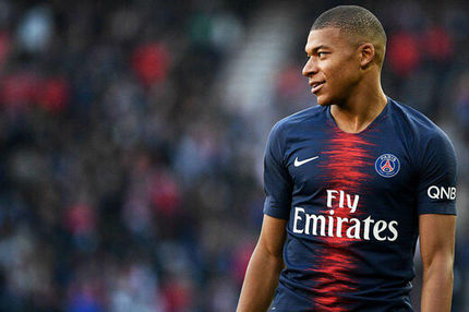 امباپه: امشب از جلوی تلویزیون تکان نخورید!