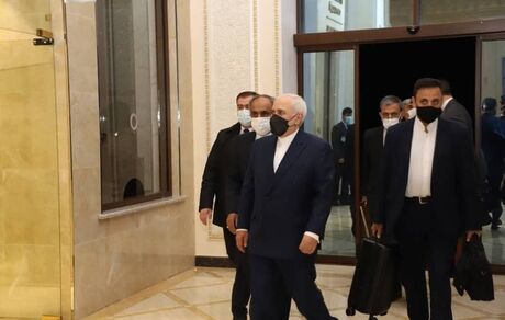 ظریف با هدف صلح در افغانستان وارد تاجیکستان شد
